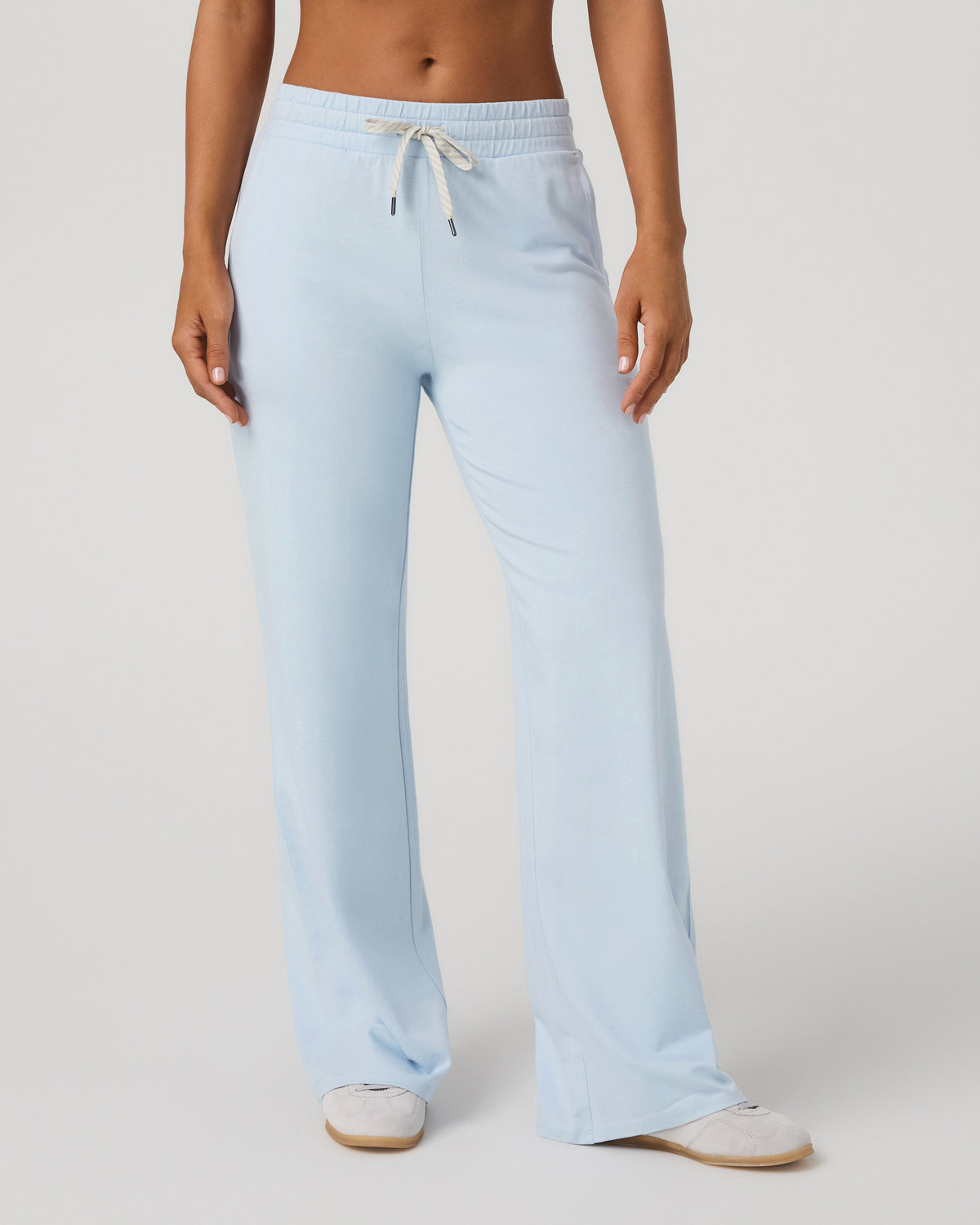 Women|New Vuori Halo Essential Wideleg - Short Soft Sky Heather Pants