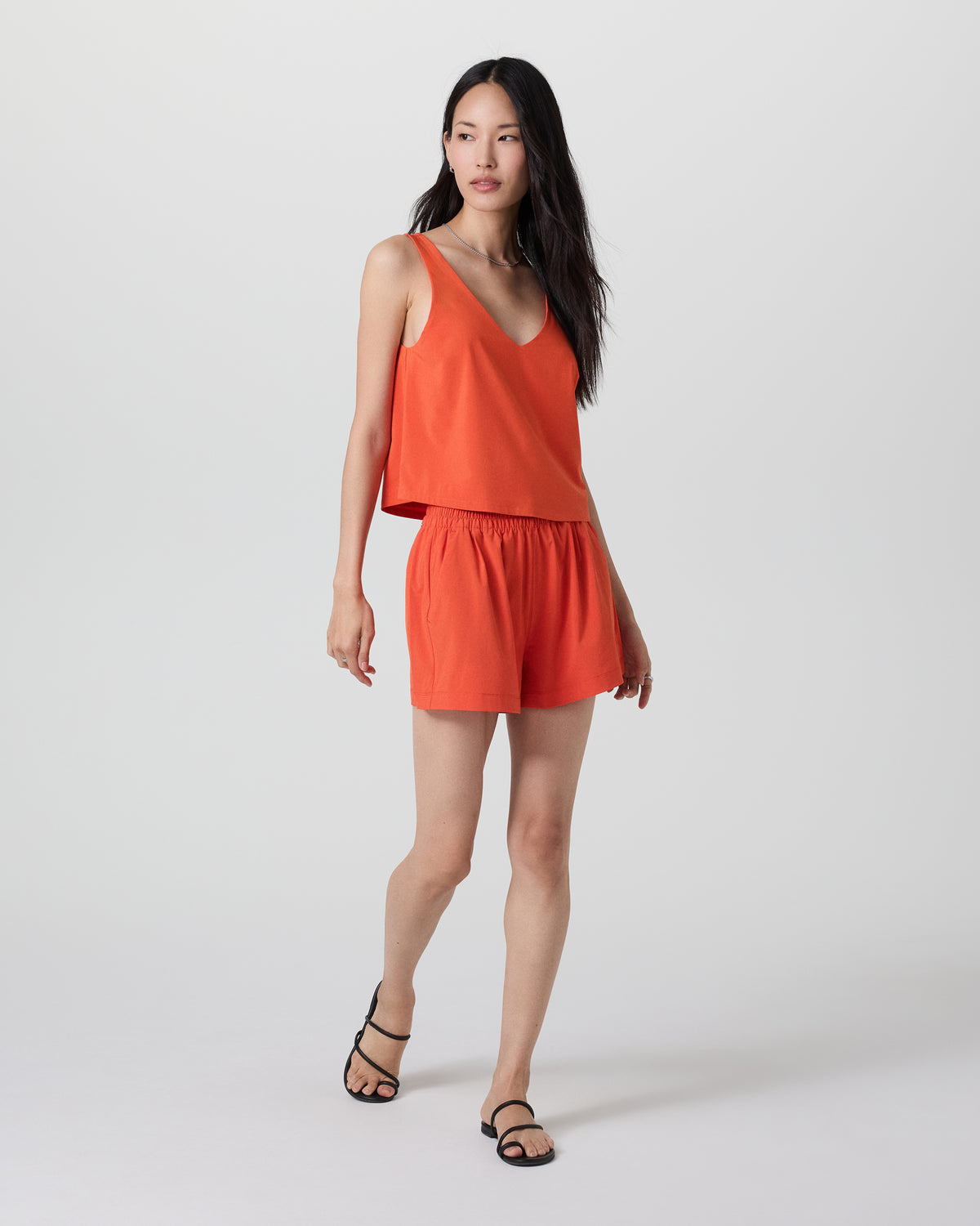 Women Vuori Villa Short Bright Poppy Lightweight Shorts