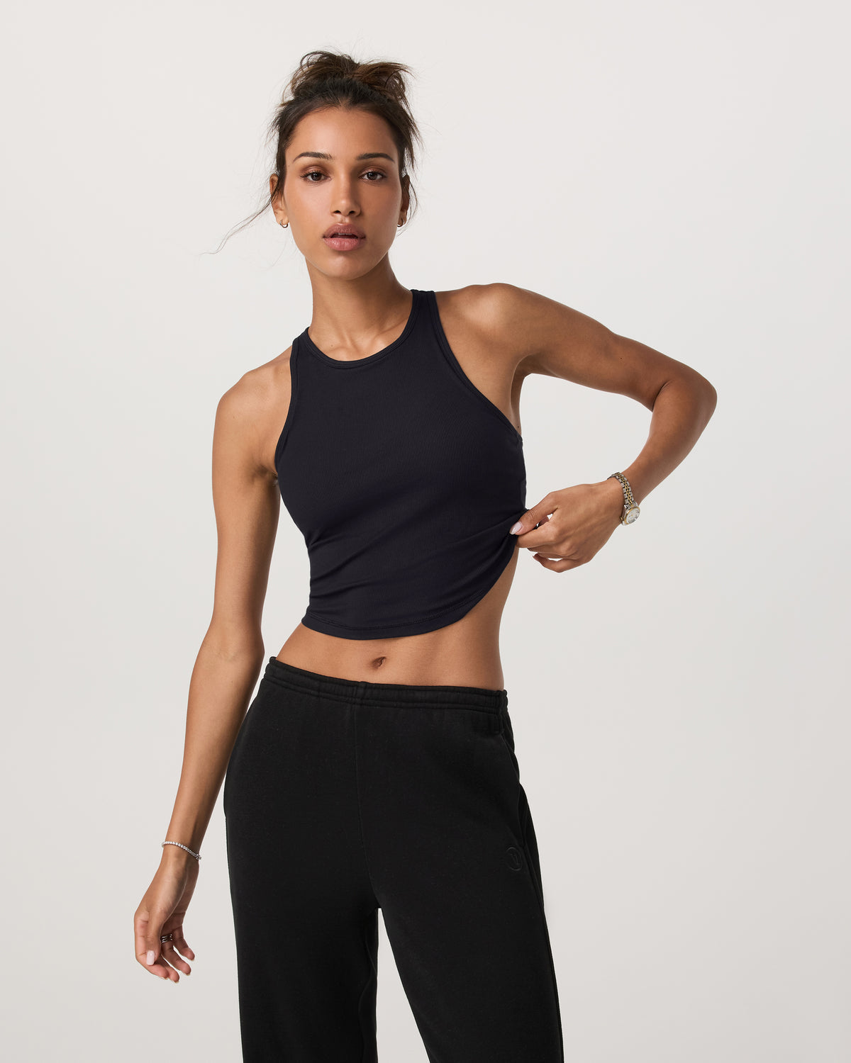Women Vuori Pose Plyo Tank Black Crop Tank Top with Built in Bra