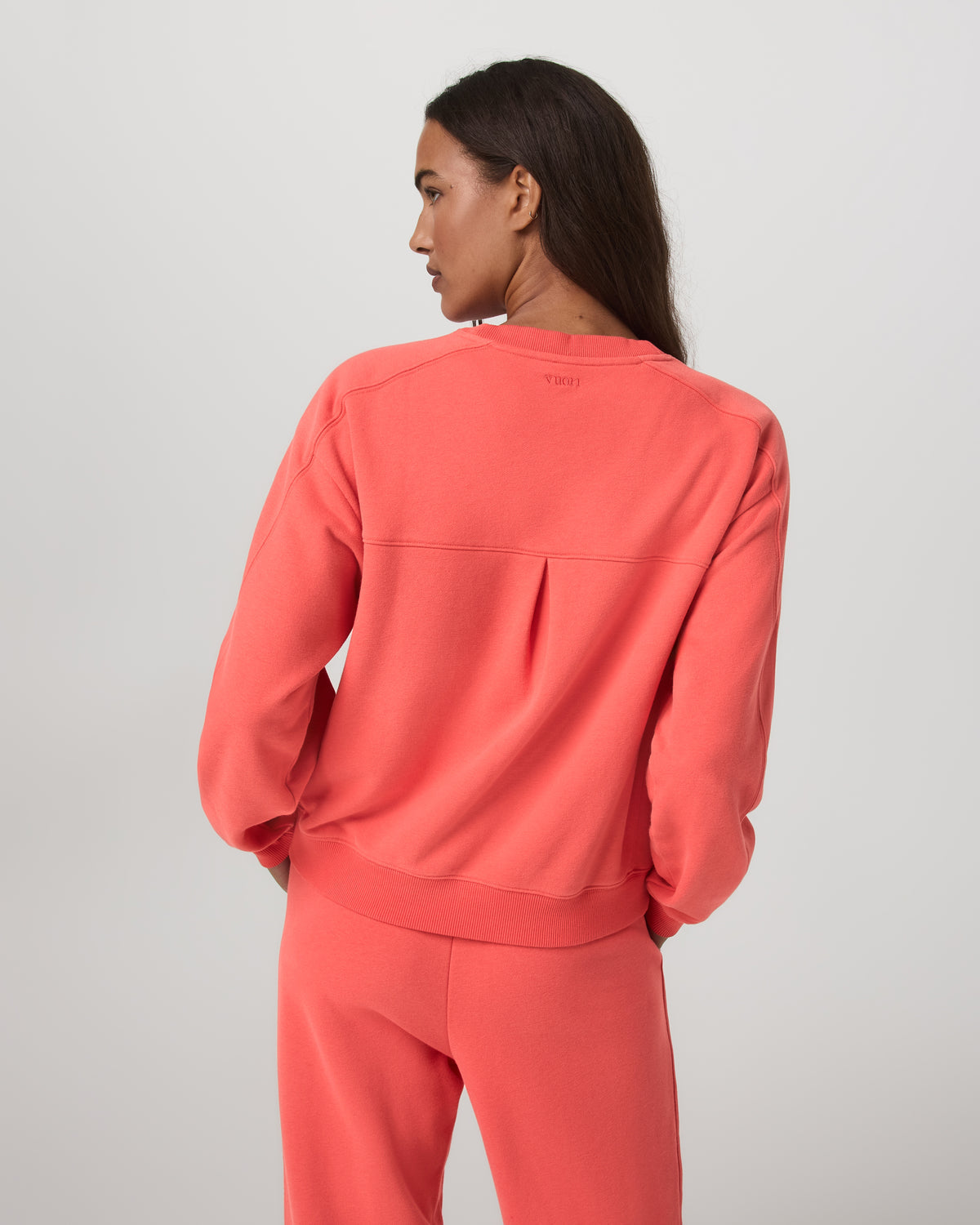 Women|New Vuori Sedona Seams Crew Women's Bright Coral Sweatshirt
