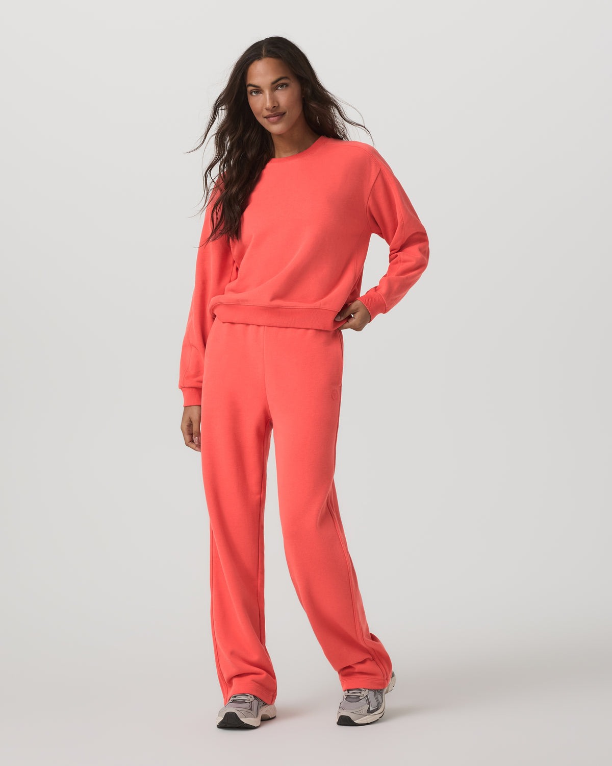 Women|New Vuori Sedona Seams Crew Women's Bright Coral Sweatshirt