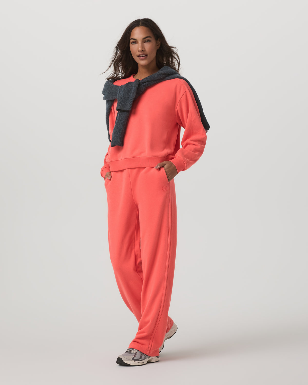 Women|New Vuori Sedona Seams Crew Women's Bright Coral Sweatshirt