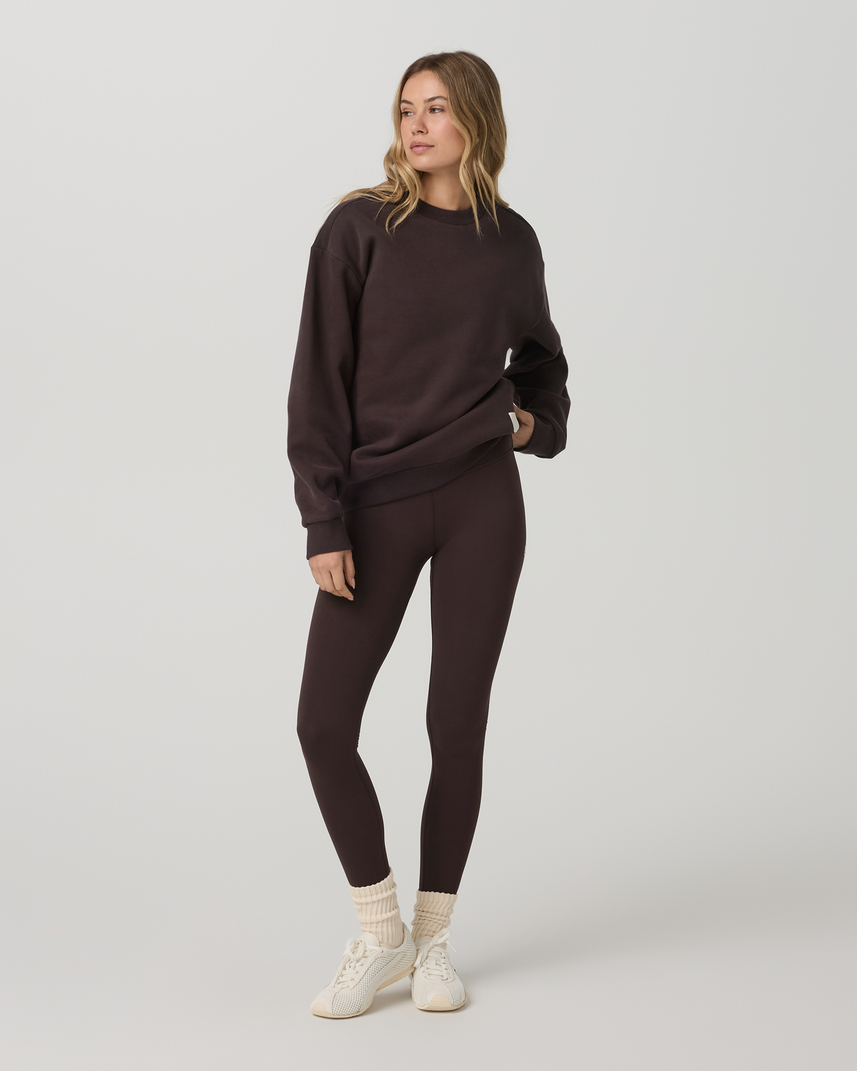 Women|New Vuori Restore Oversized Crew 2.0 French Roast Sweatshirt