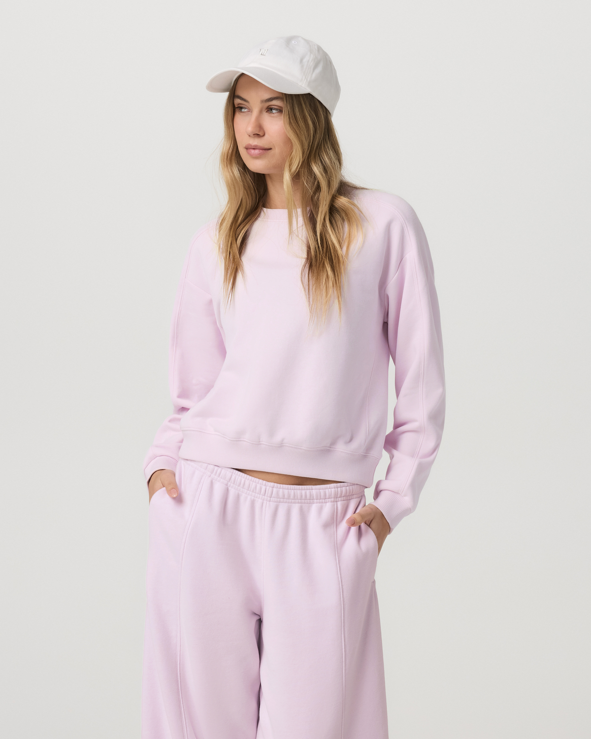 Women|New Vuori Sedona Seams Crew Women's Lilac Breeze Sweatshirt