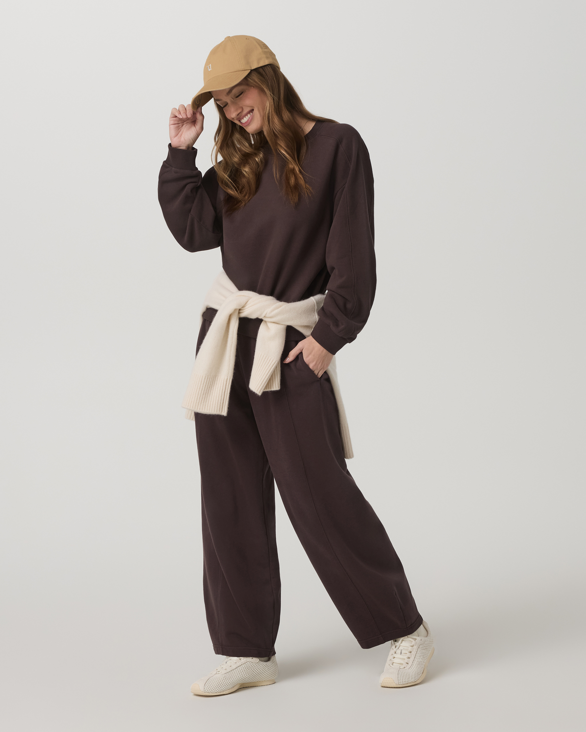 Women|New Vuori Sedona Seams Crew Women's French Roast Sweatshirt