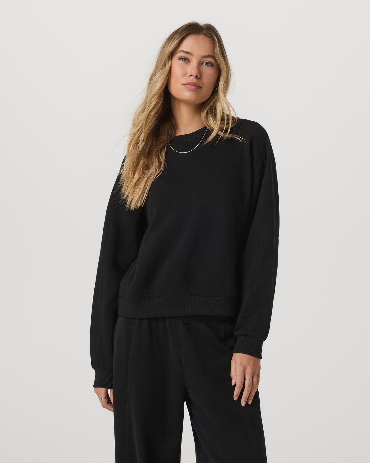 Women|New Vuori Sedona Seams Crew Women's Black Fleece Sweatshirt
