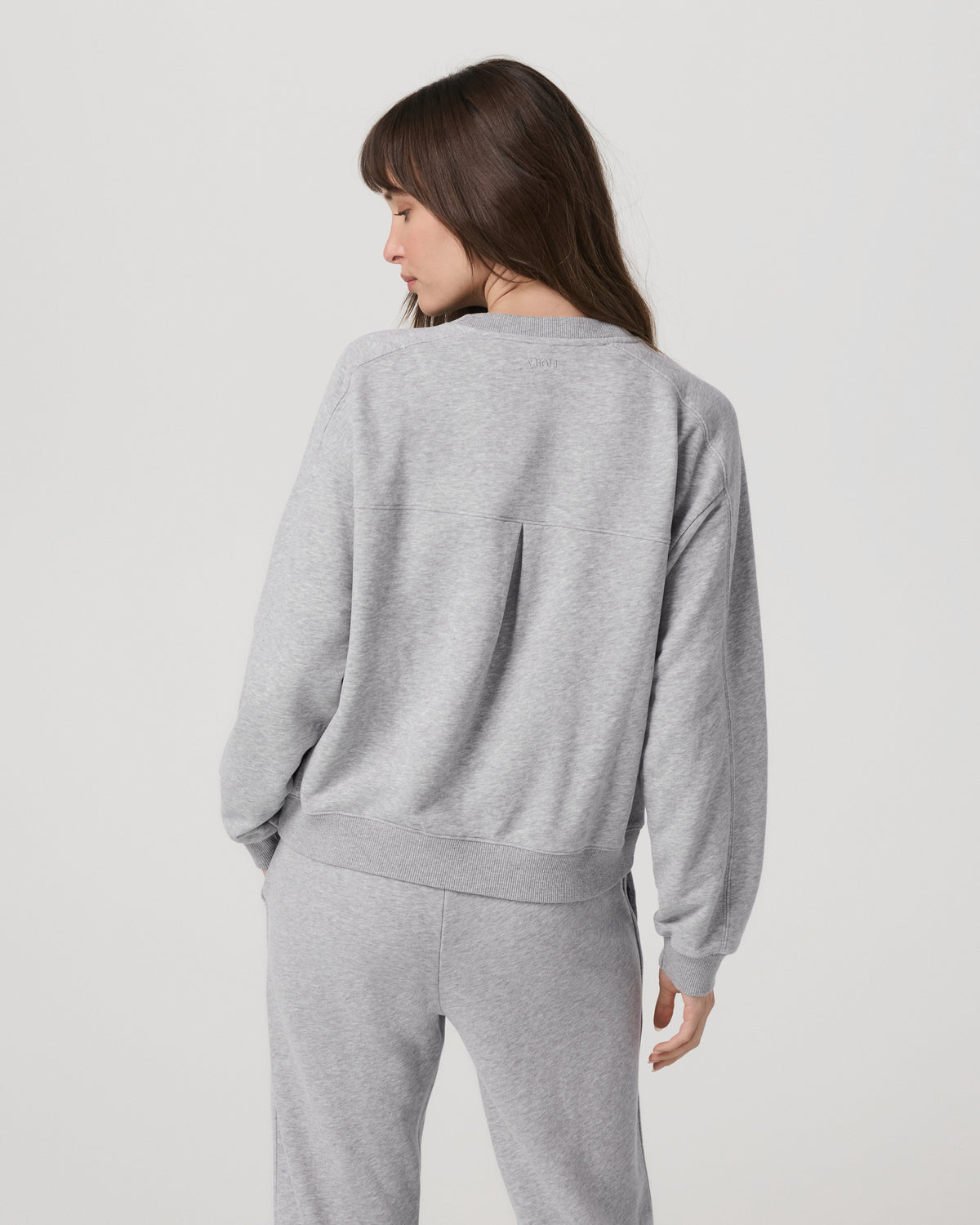 Women|New Vuori Sedona Seams Crew Women's Light Heather Grey Sweatshirt