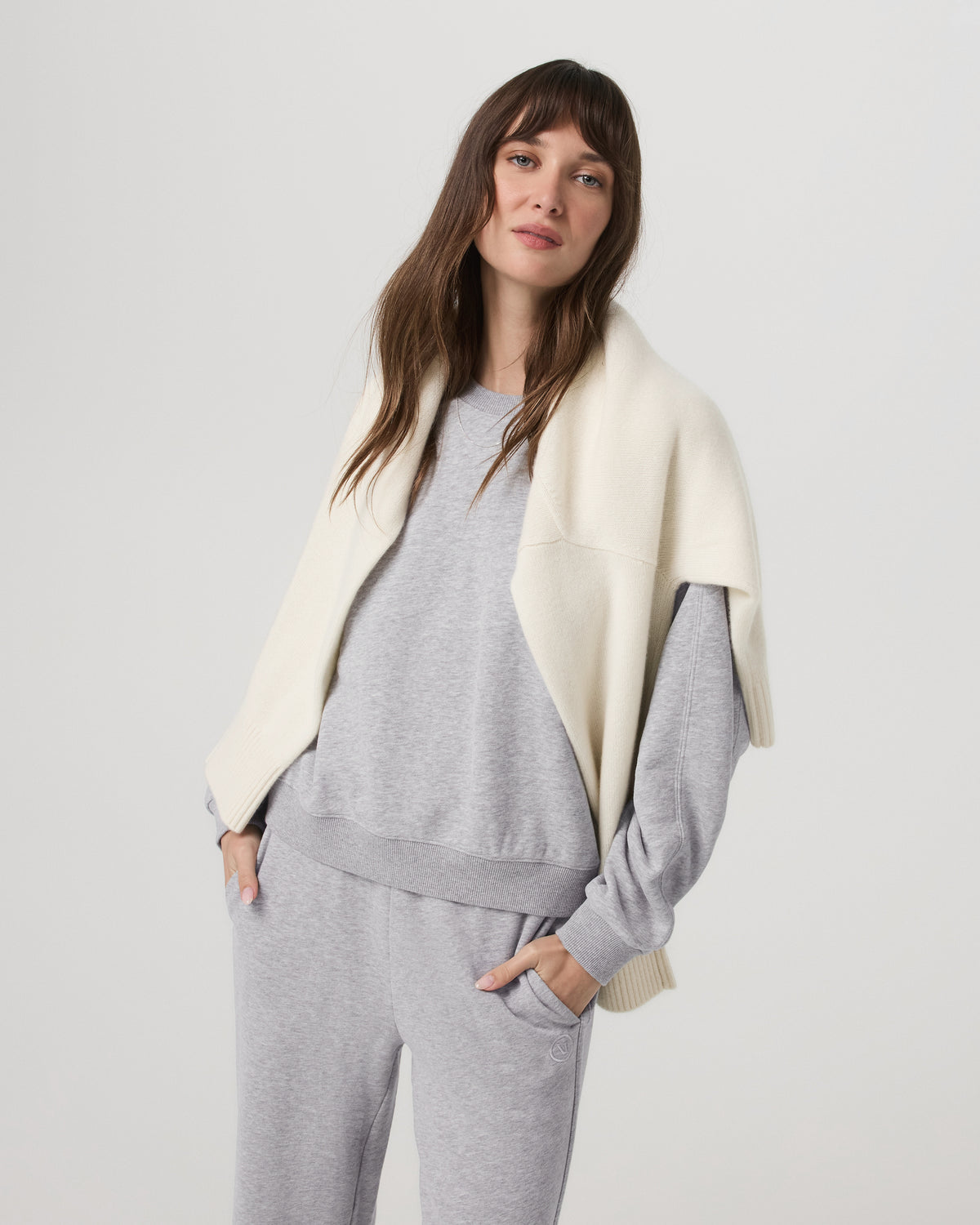 Women|New Vuori Sedona Seams Crew Women's Light Heather Grey Sweatshirt