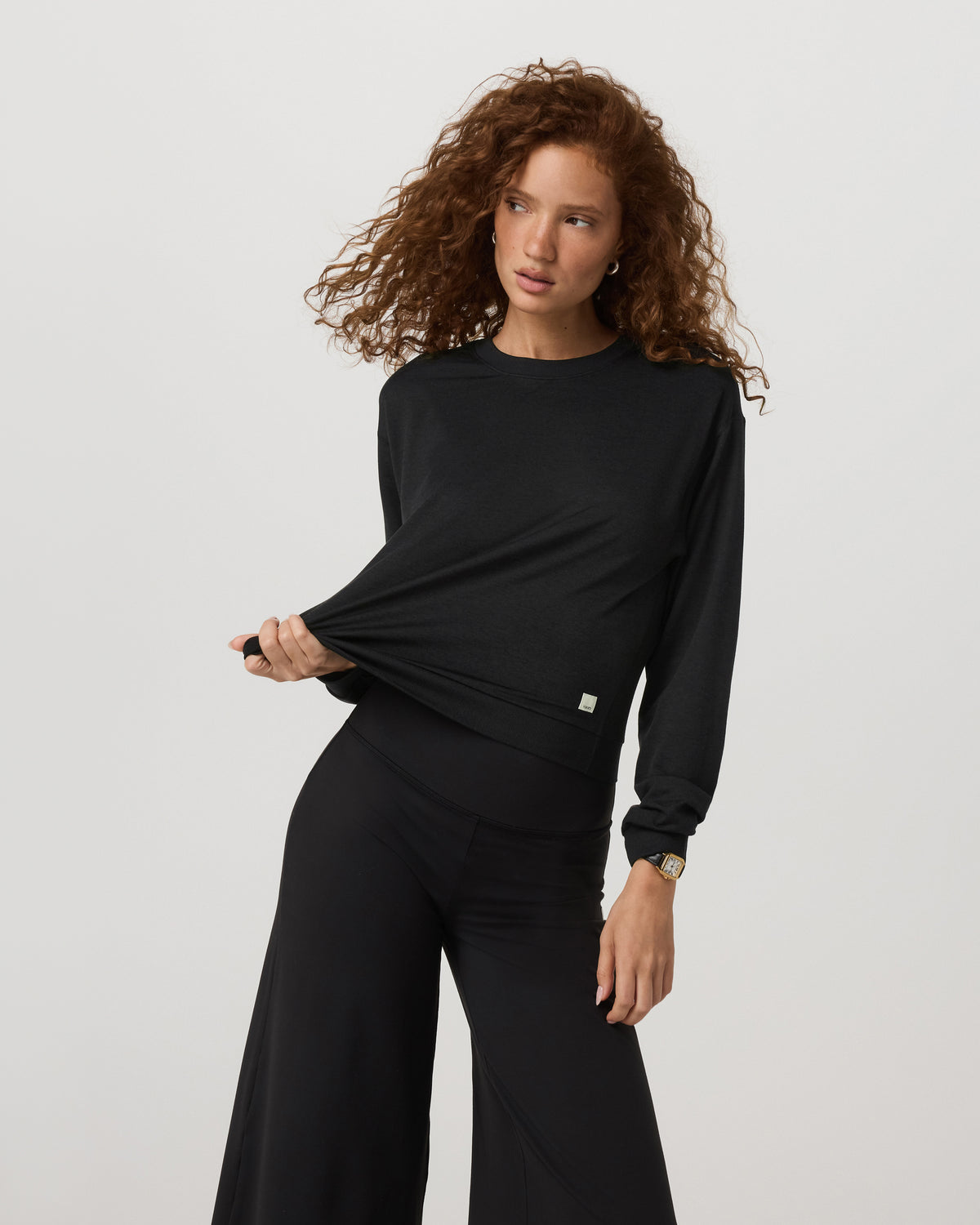 Women|New Vuori Halo Modern Crew Women's Black Heather Sweatshirt