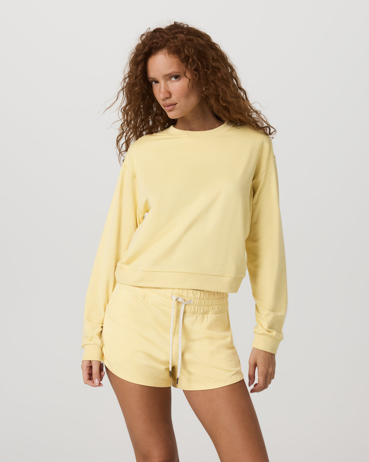 Women|New Vuori Halo Modern Crew Lemon Snap Heather Lounge Sweatshirt