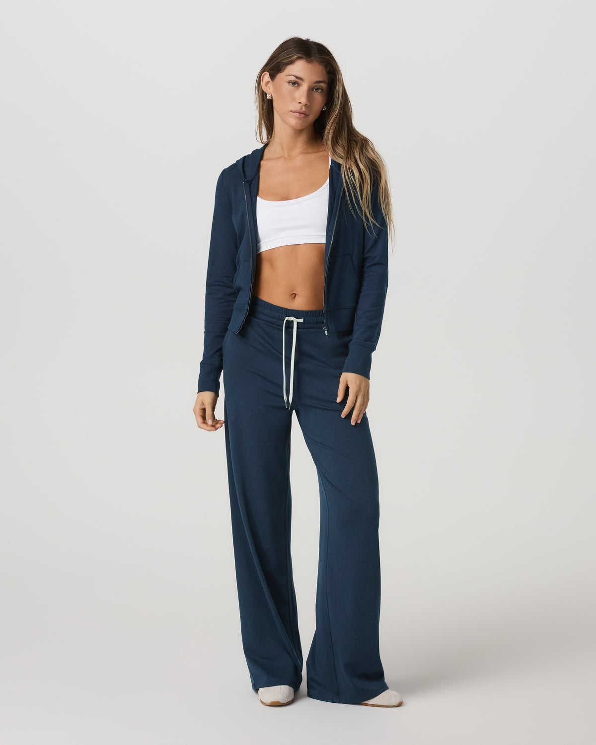 Women Vuori Women's Halo Mini Full Zip Hoodie Blue Coast Heather