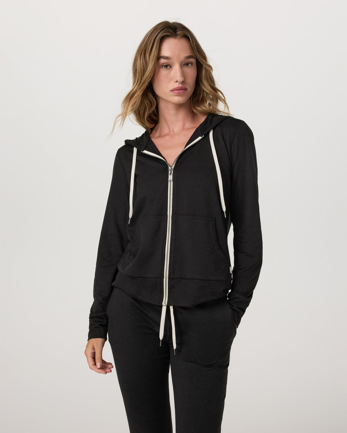 Women Vuori Halo Performance Hoodie 2.0 Black Heather Hoodie
