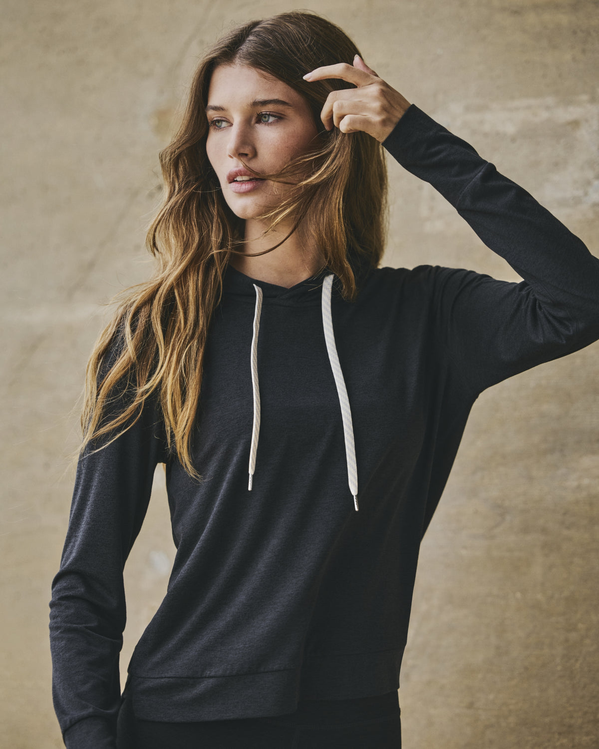 Women Vuori Halo Essential Hoodie Black Heather Sweatshirt