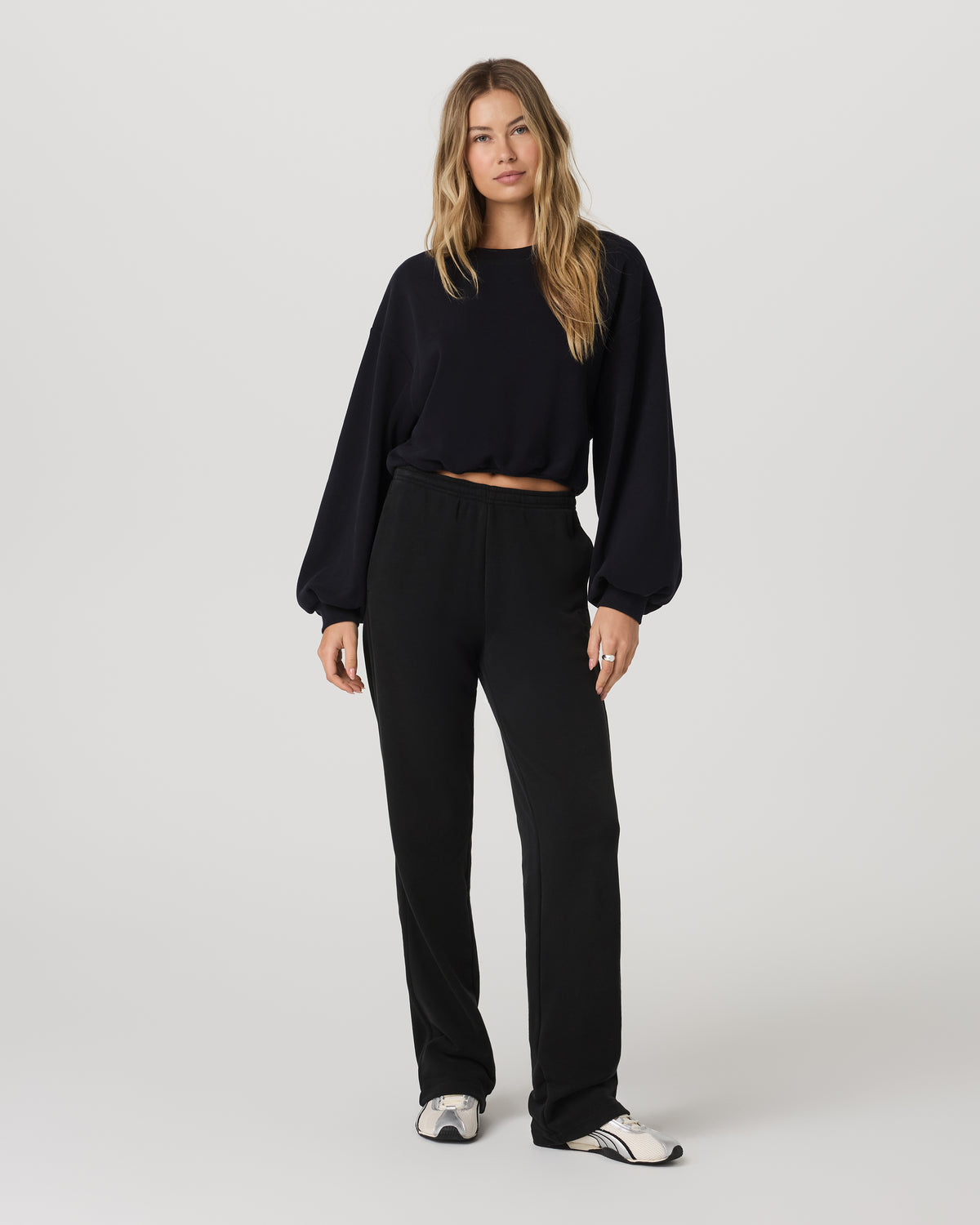 Women Vuori Sedona Bubble Crew Women's Black Pullover Crewneck
