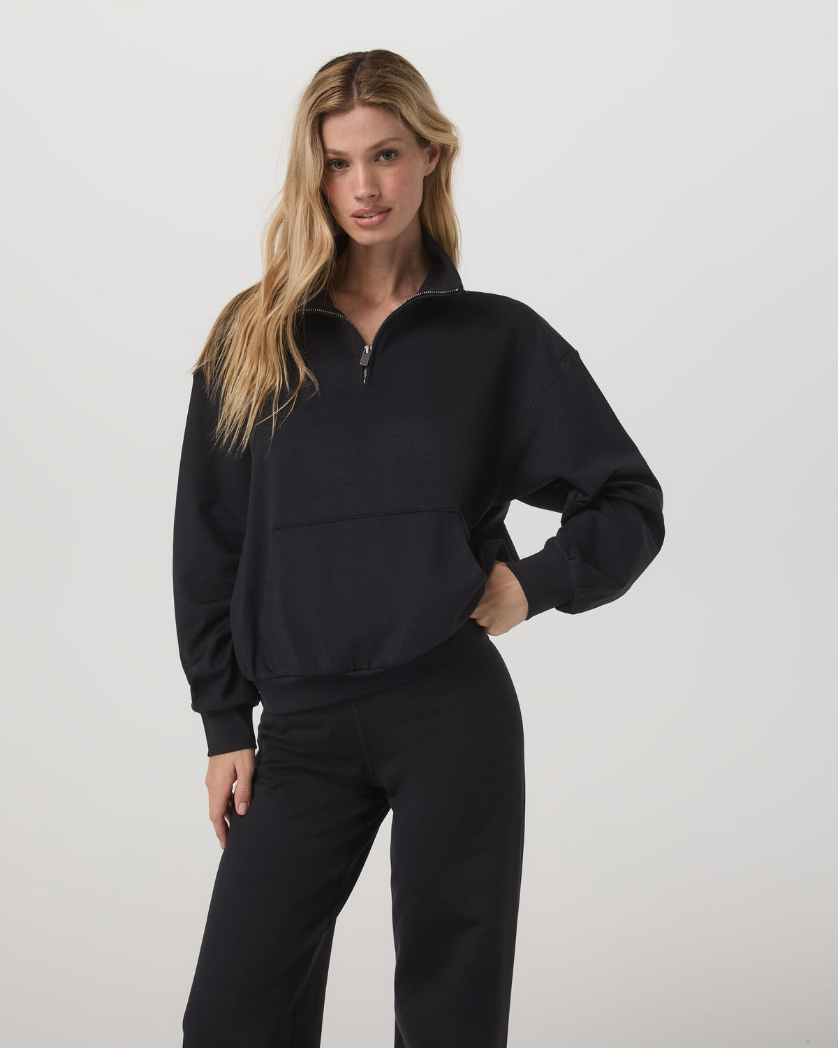 Women|New Vuori Granite Half Zip Black Heather Pullover Sweatshirt