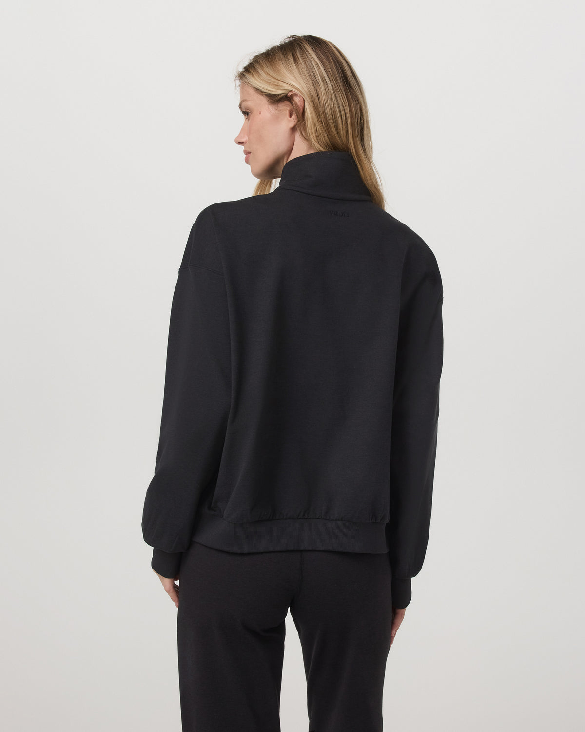 Women|New Vuori Granite Half Zip Black Heather Pullover Sweatshirt