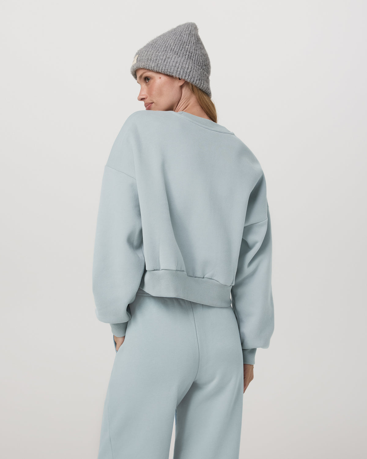 Women Vuori Restore Mini Crew Women's Blue Haze Crewneck
