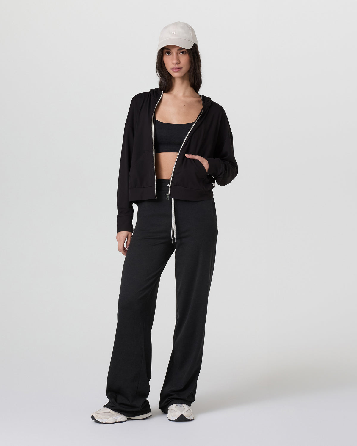 Women Vuori Halo Modern Full Zip Hoodie Solid Black