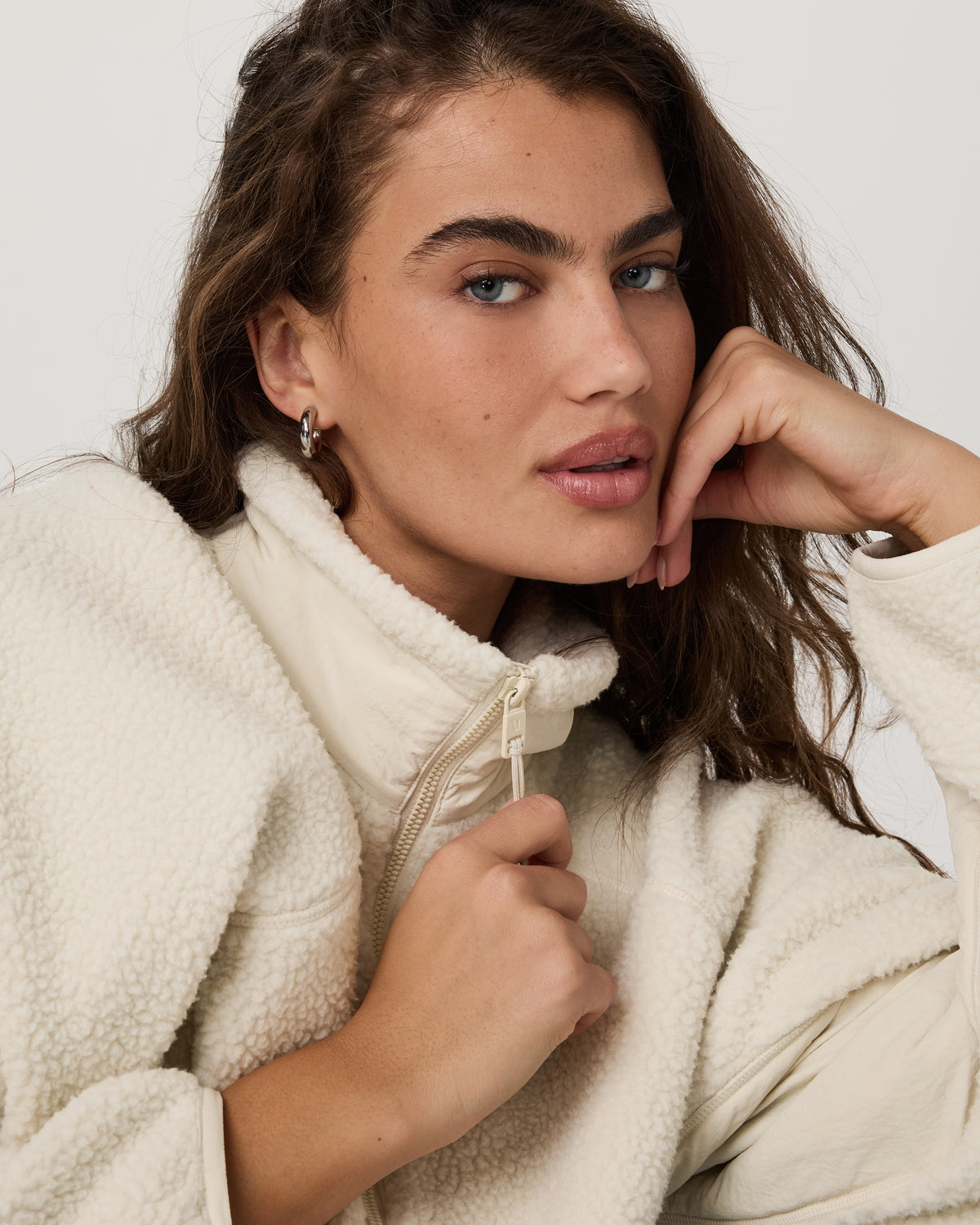 Women Vuori Alpine Jacket Women's Cozy Fleece Jacket in Bone