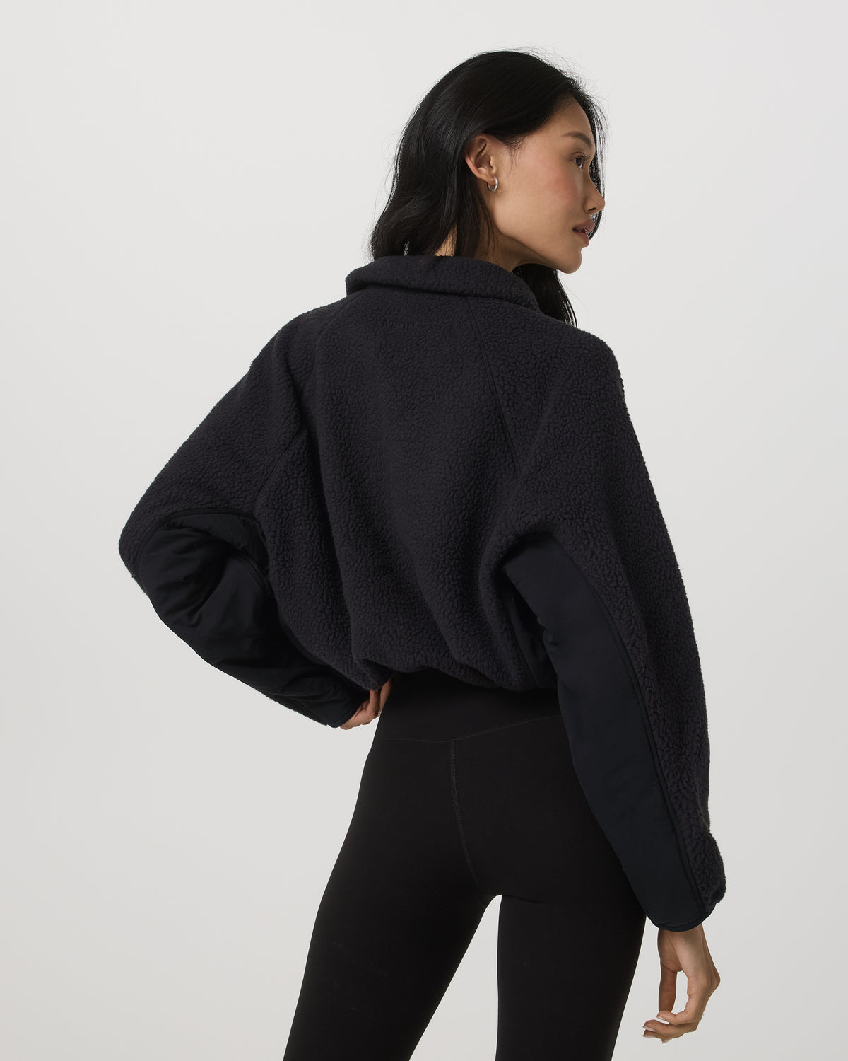 Women Vuori Alpine Jacket Women's Cozy Fleece Jacket in Black| Vuori