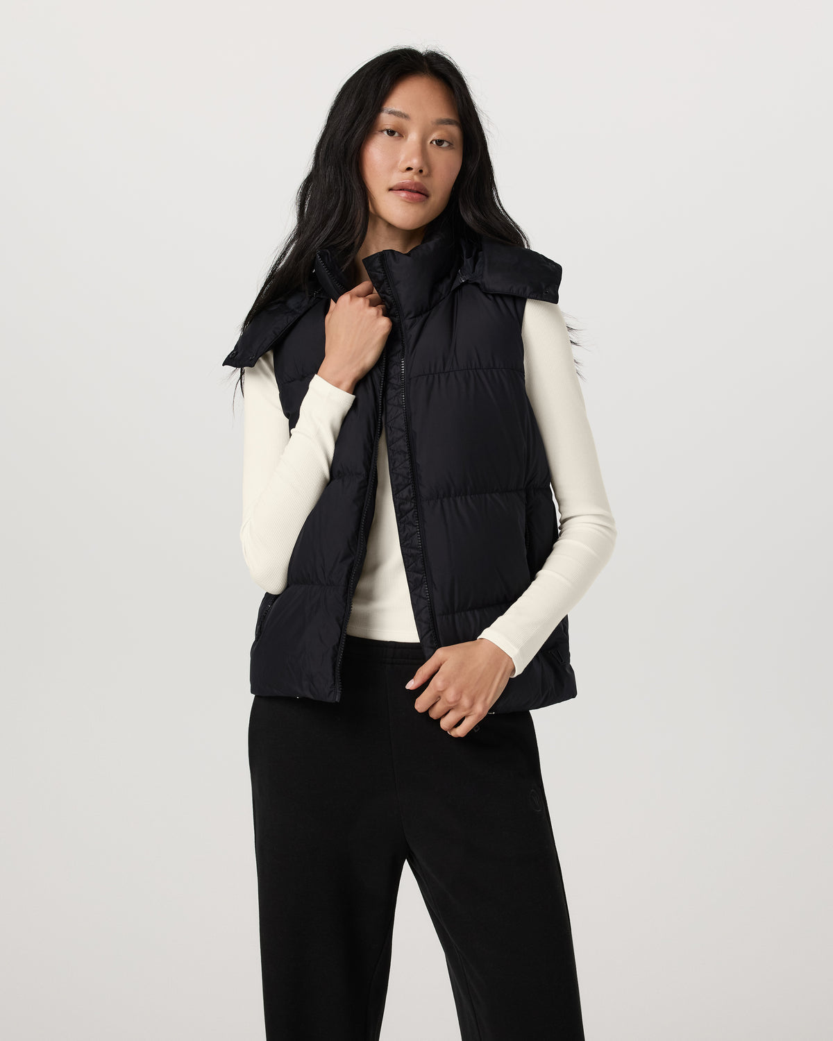 Women|New Vuori Alta Down Vest Women's Black Sleeveless Vest