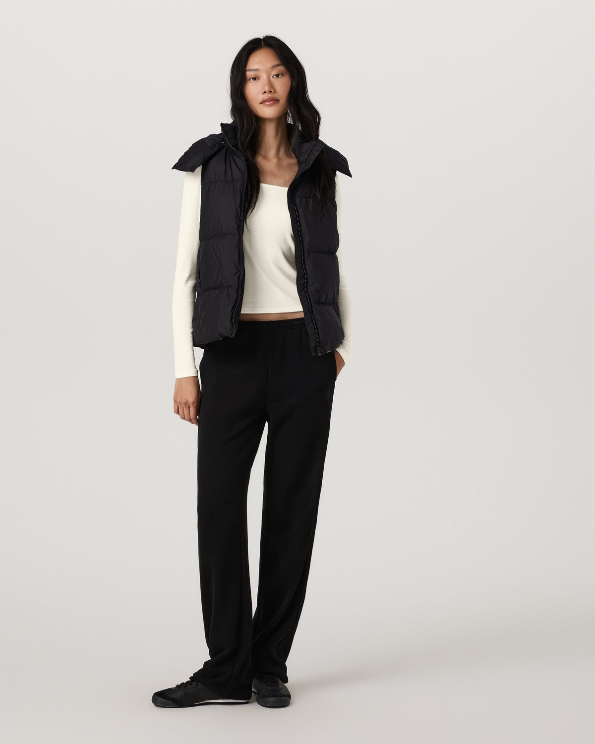 Women|New Vuori Alta Down Vest Women's Black Sleeveless Vest