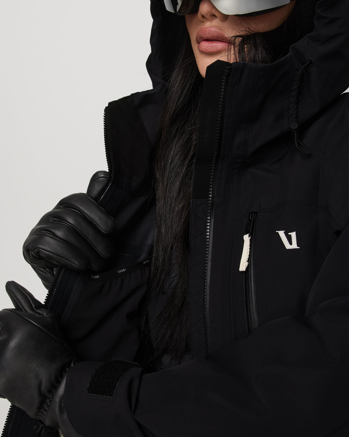 Women Vuori Women's Taika Snow Shell Black Ski/Board Jacket