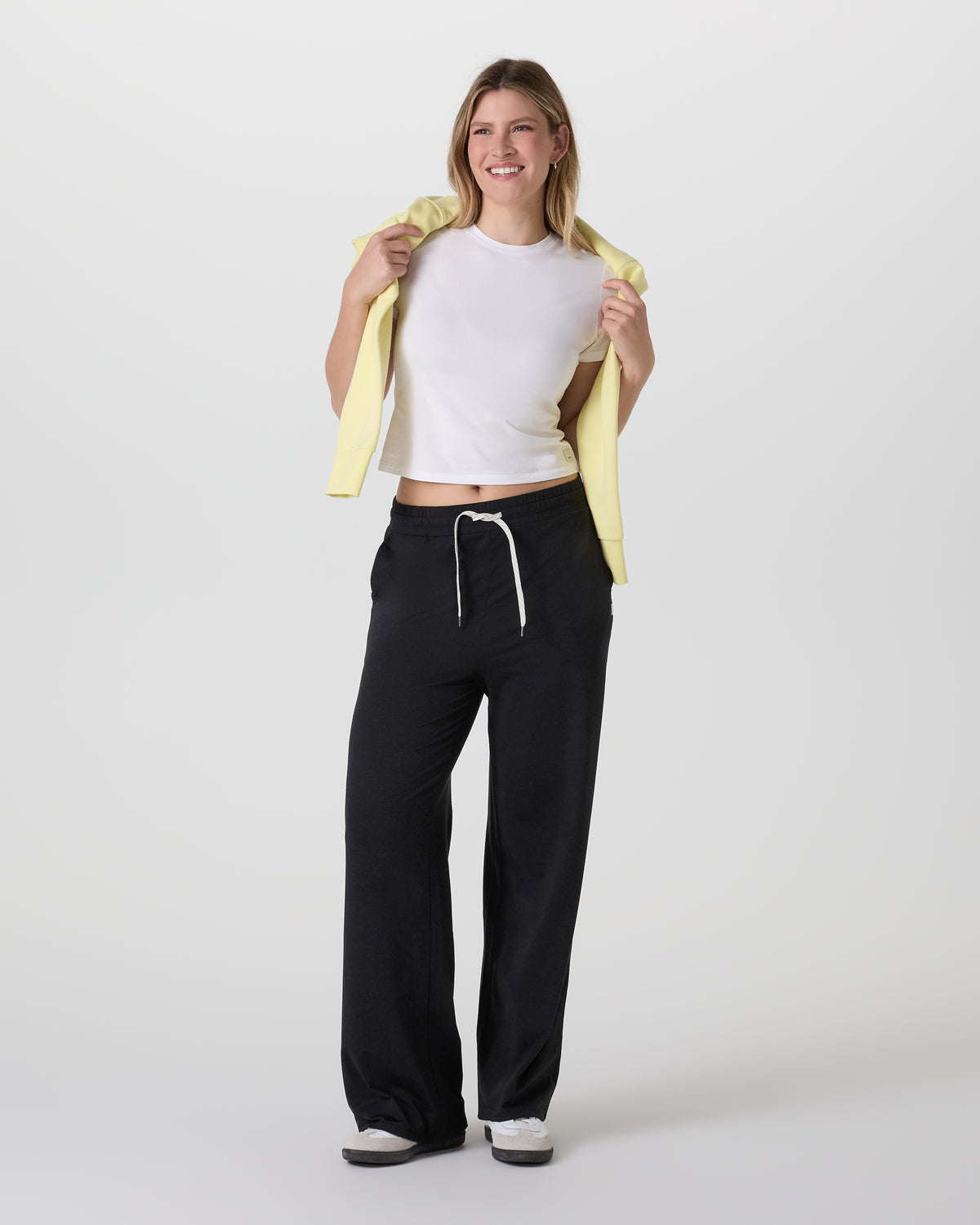 Women Vuori Halo Essential Wideleg Black Heather Pants