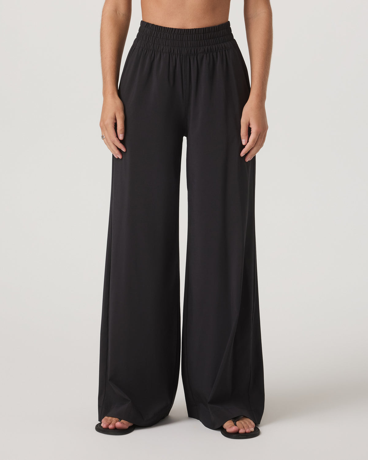 Women Vuori Villa Wideleg Black Lightweight Wide Leg Pants