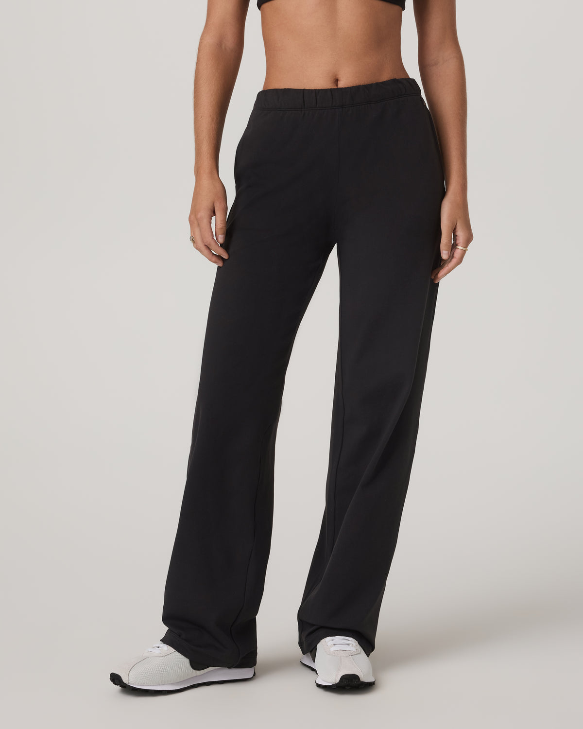 Women Vuori Halo Straight Leg Pant Women's Solid Black Pants