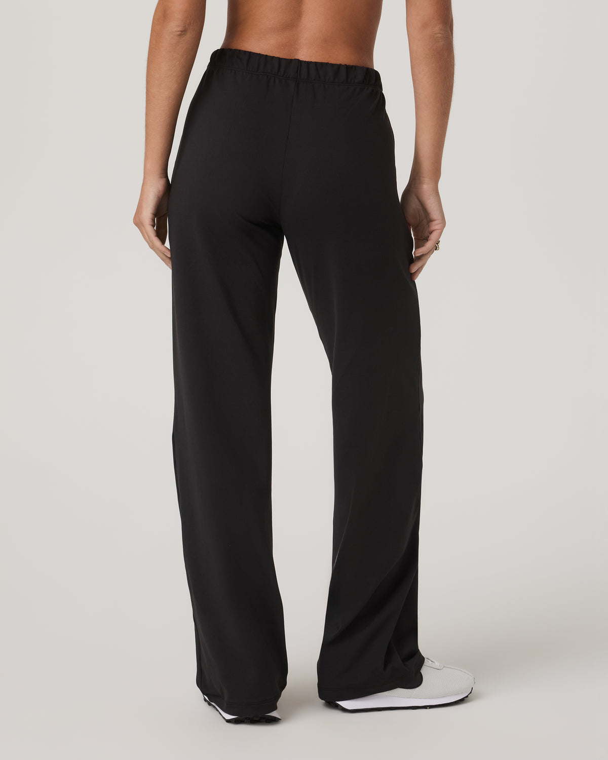 Women Vuori Halo Straight Leg Pant Women's Solid Black Pants