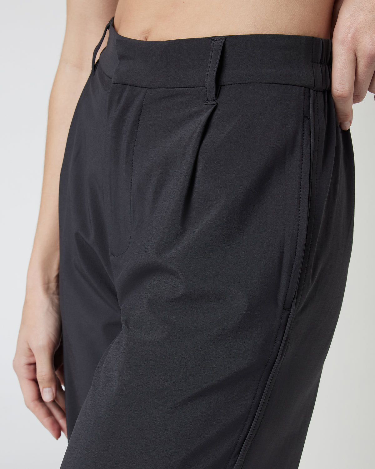 Women Vuori Villa Trouser-Short Black Tailored Pants