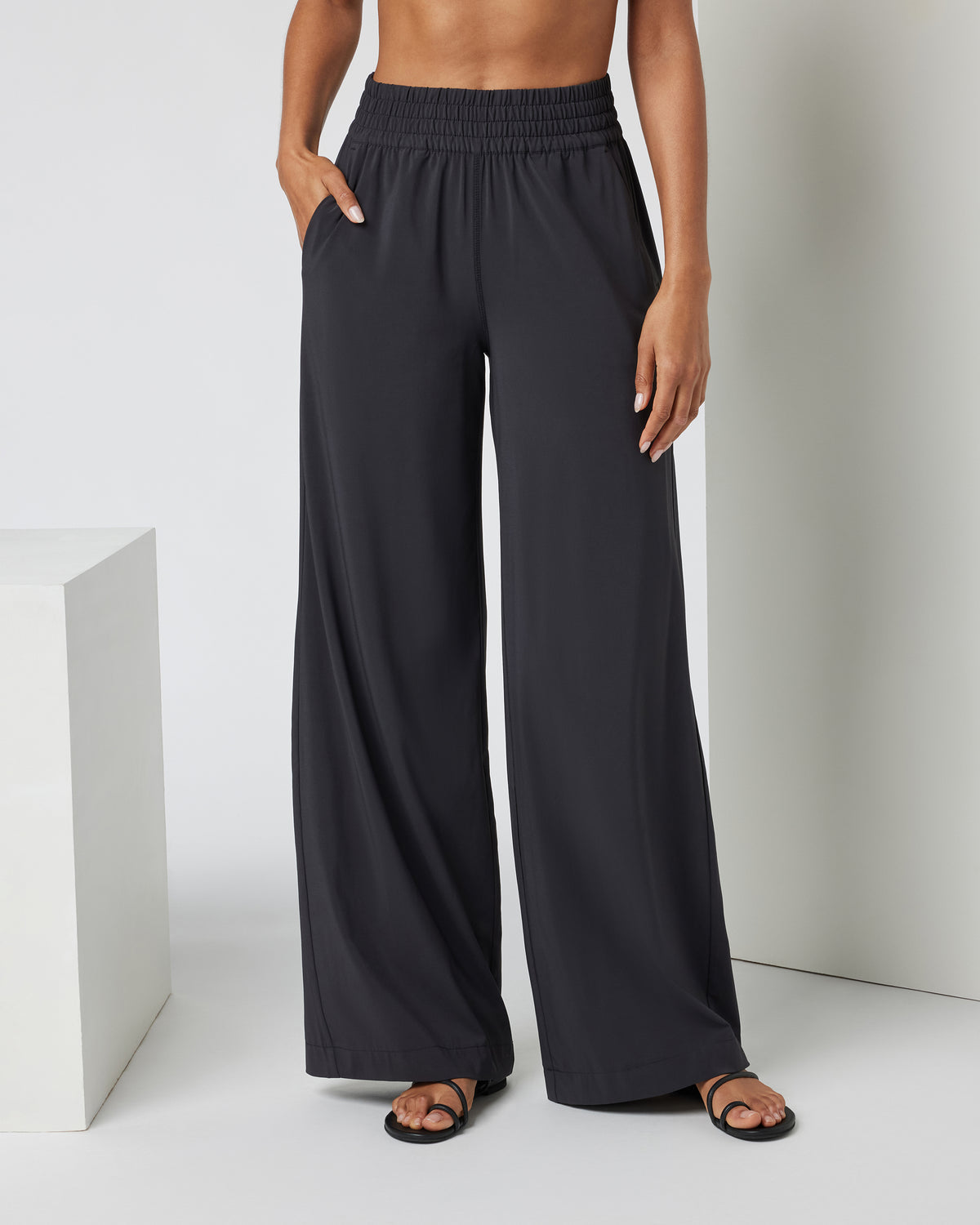Women Vuori Villa Wideleg - Long Black Tall Wide Leg Pants