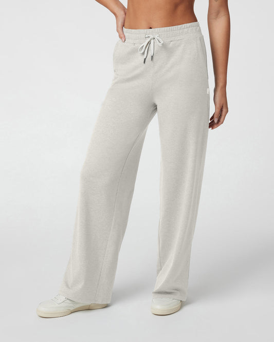 Women Vuori Halo Essential Wideleg - Short Ecru Heather