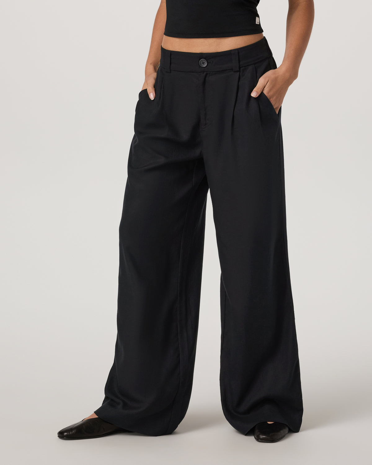 Women Vuori Trestles Twill Wideleg Women's Black Trouser Pants
