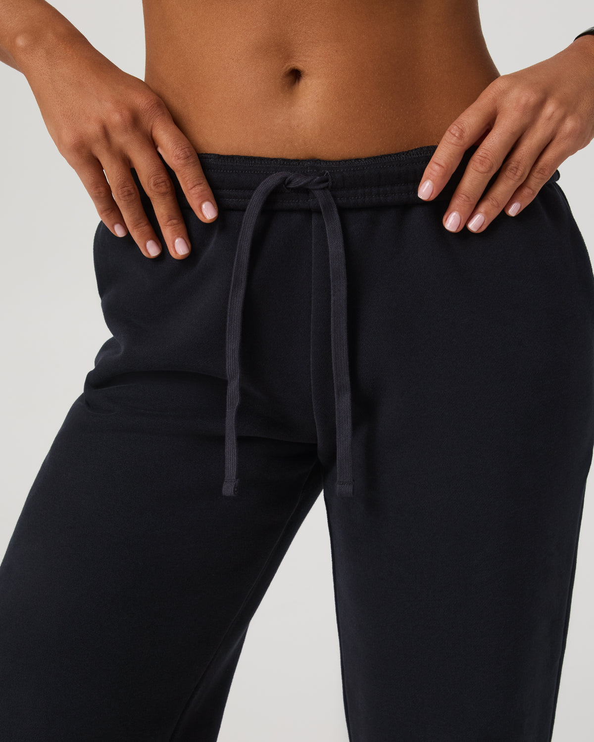 Women Vuori Women's Restore Straight Leg Sweatpant Washed Black