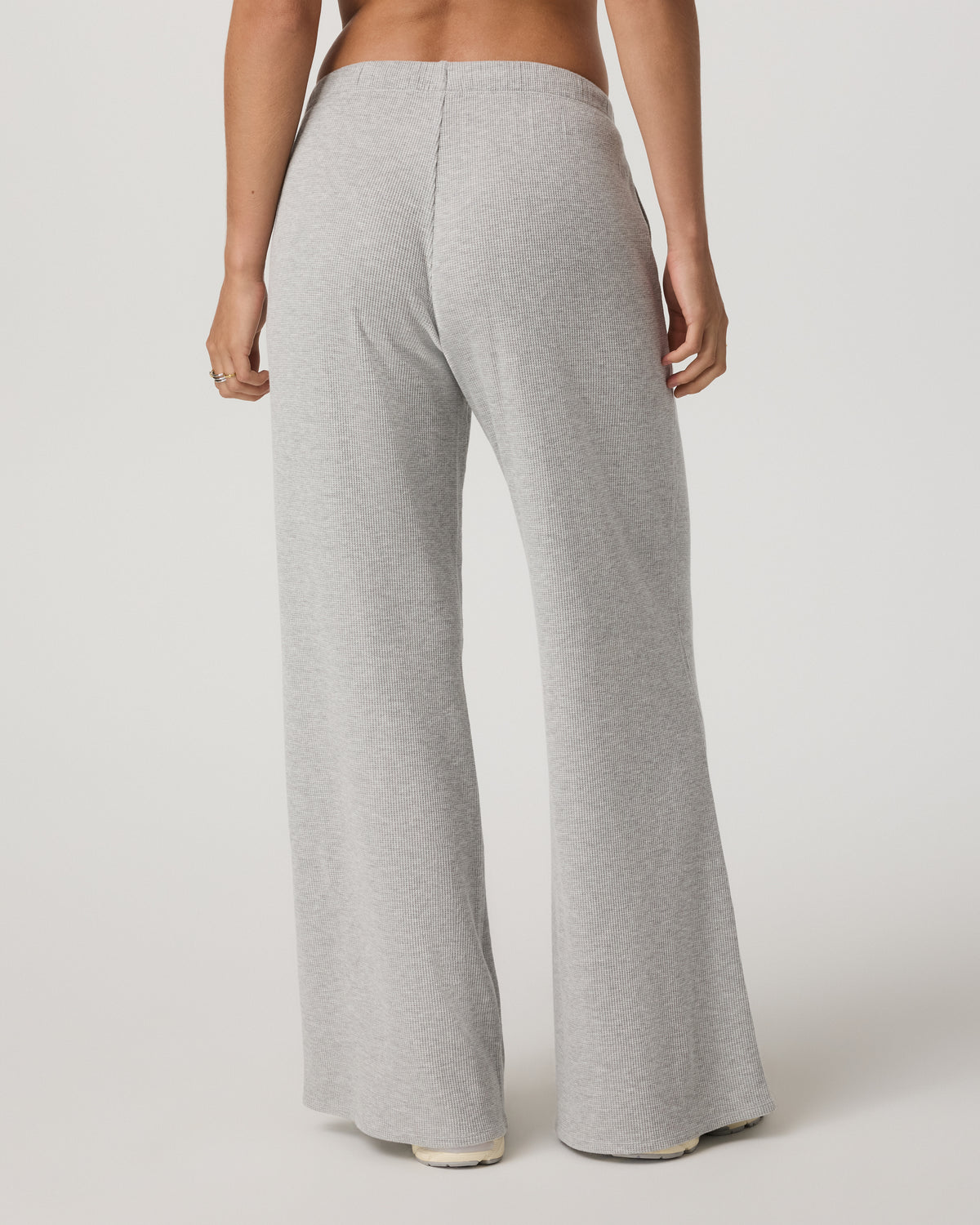 Women Vuori Waffle Wideleg Pant - Short Women's Light Grey Pants