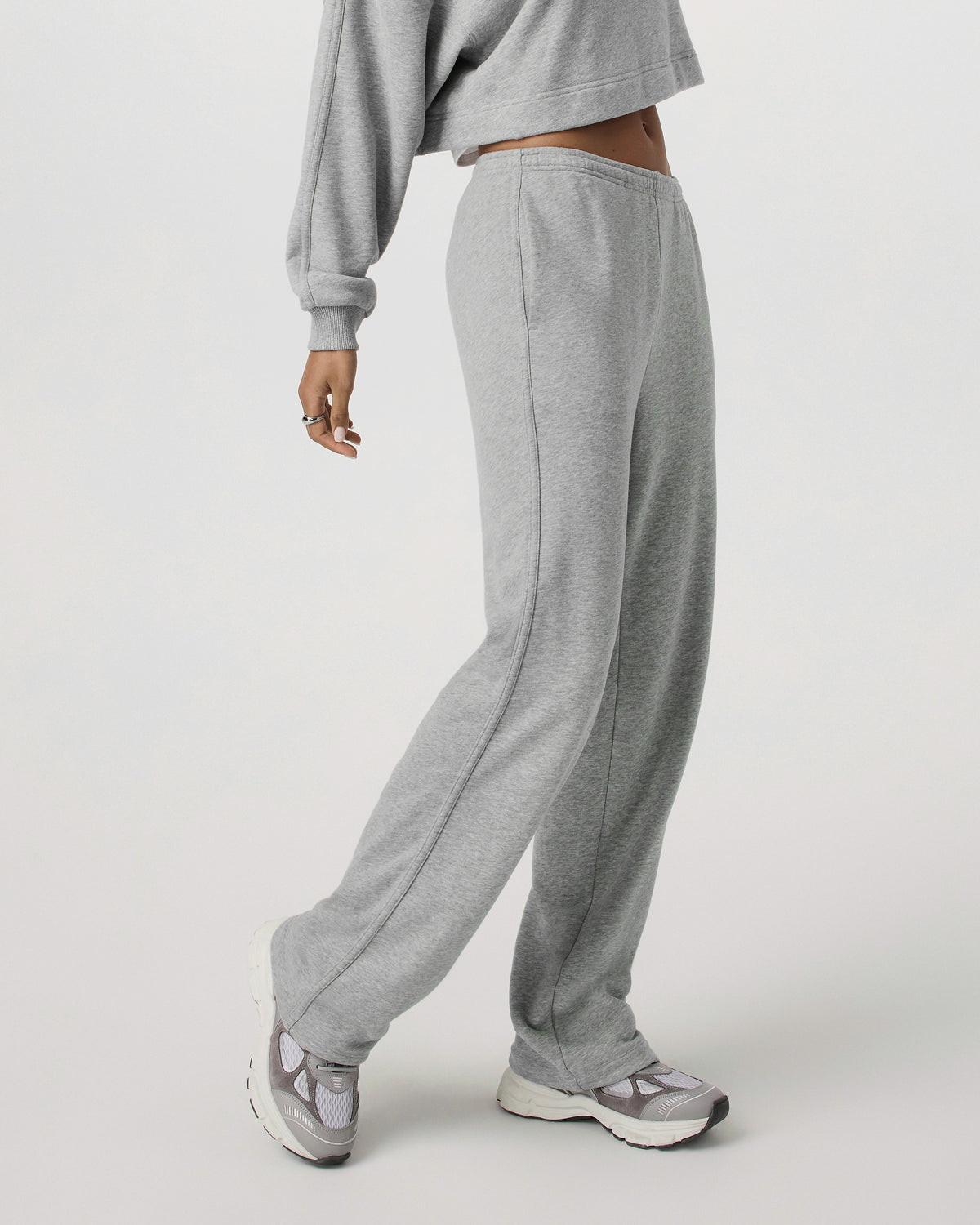 Women Vuori Sedona Straight Leg Sweatpant - Short Light Heather