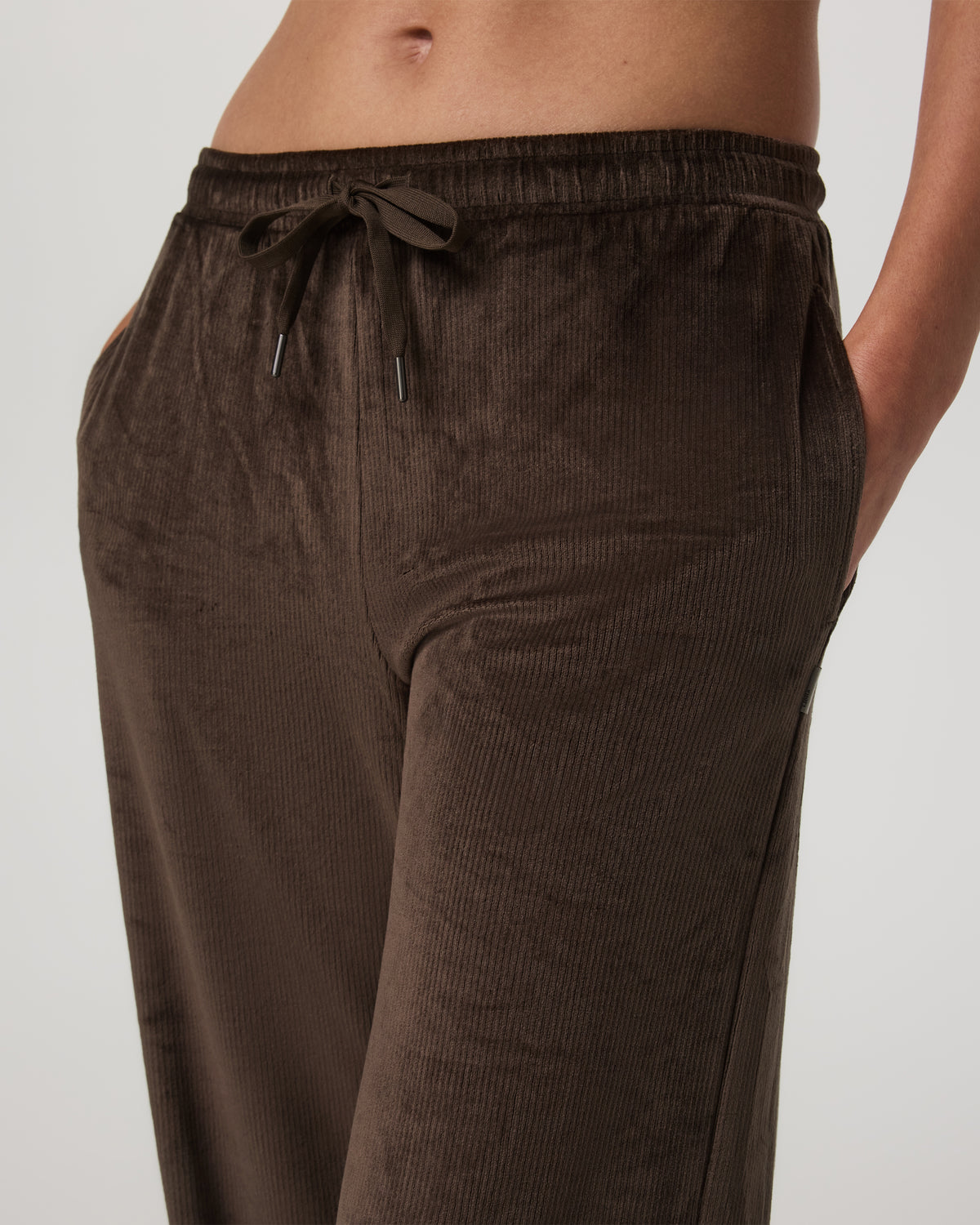 Women Vuori Haven Straight Leg Women's Dark Java Pull-On Pants