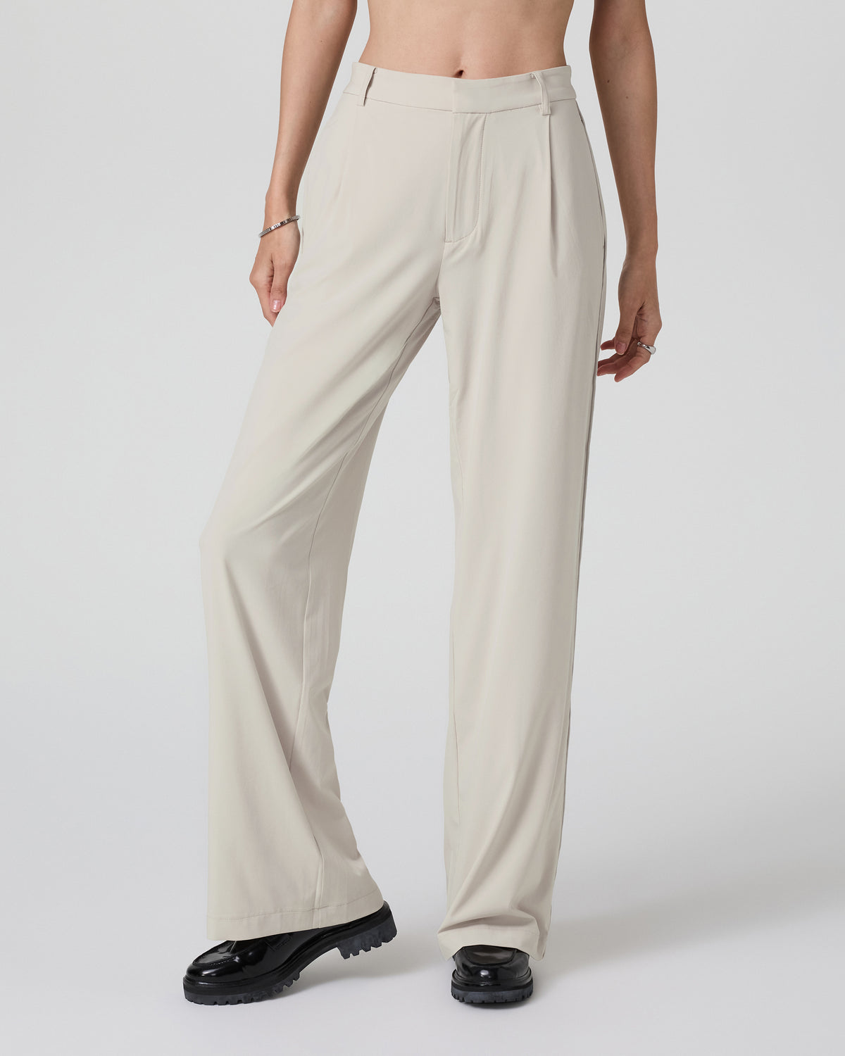 Women Vuori Villa Trouser-Short Mushroom Tailored Pants