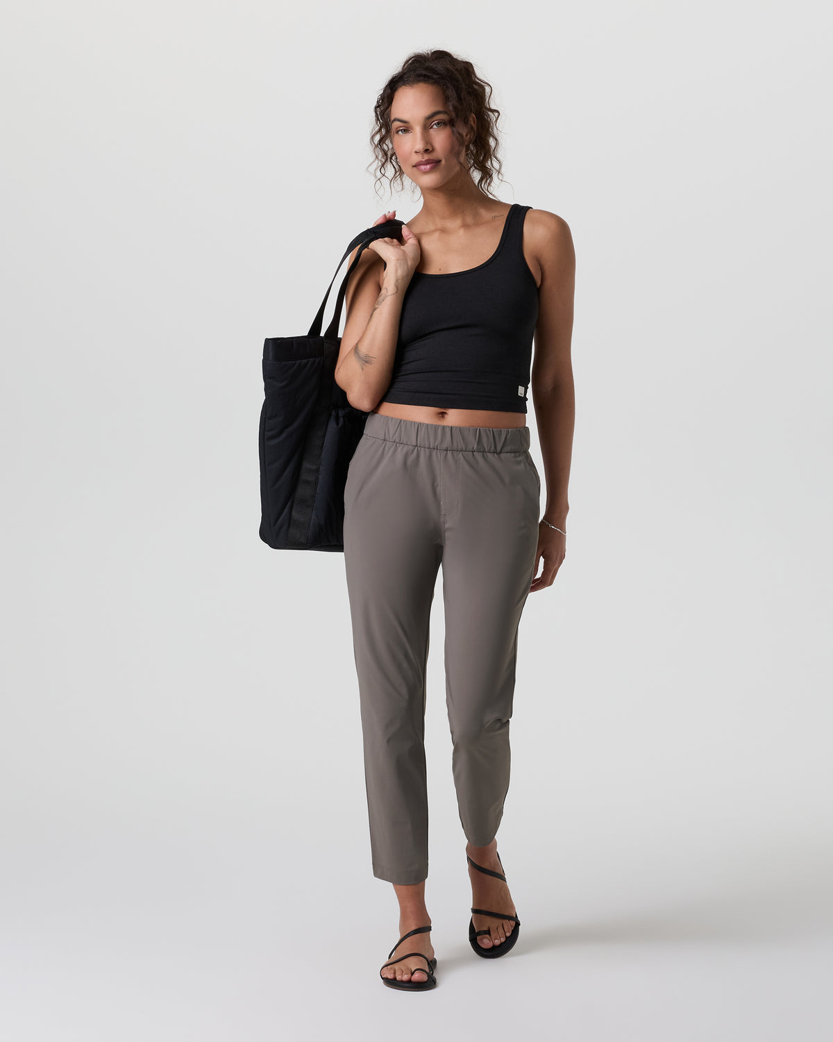 Women Vuori Miles Ankle Pant Women's Chia Cropped Pants