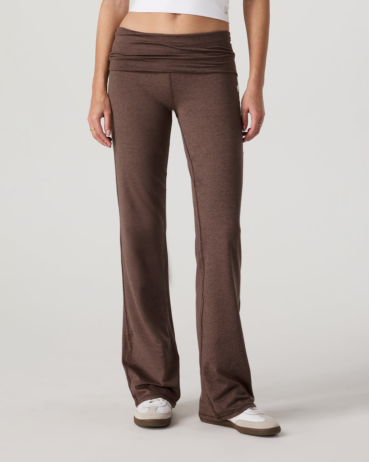 Women Vuori Halo Foldover Pant Chocolate Milk Heather
