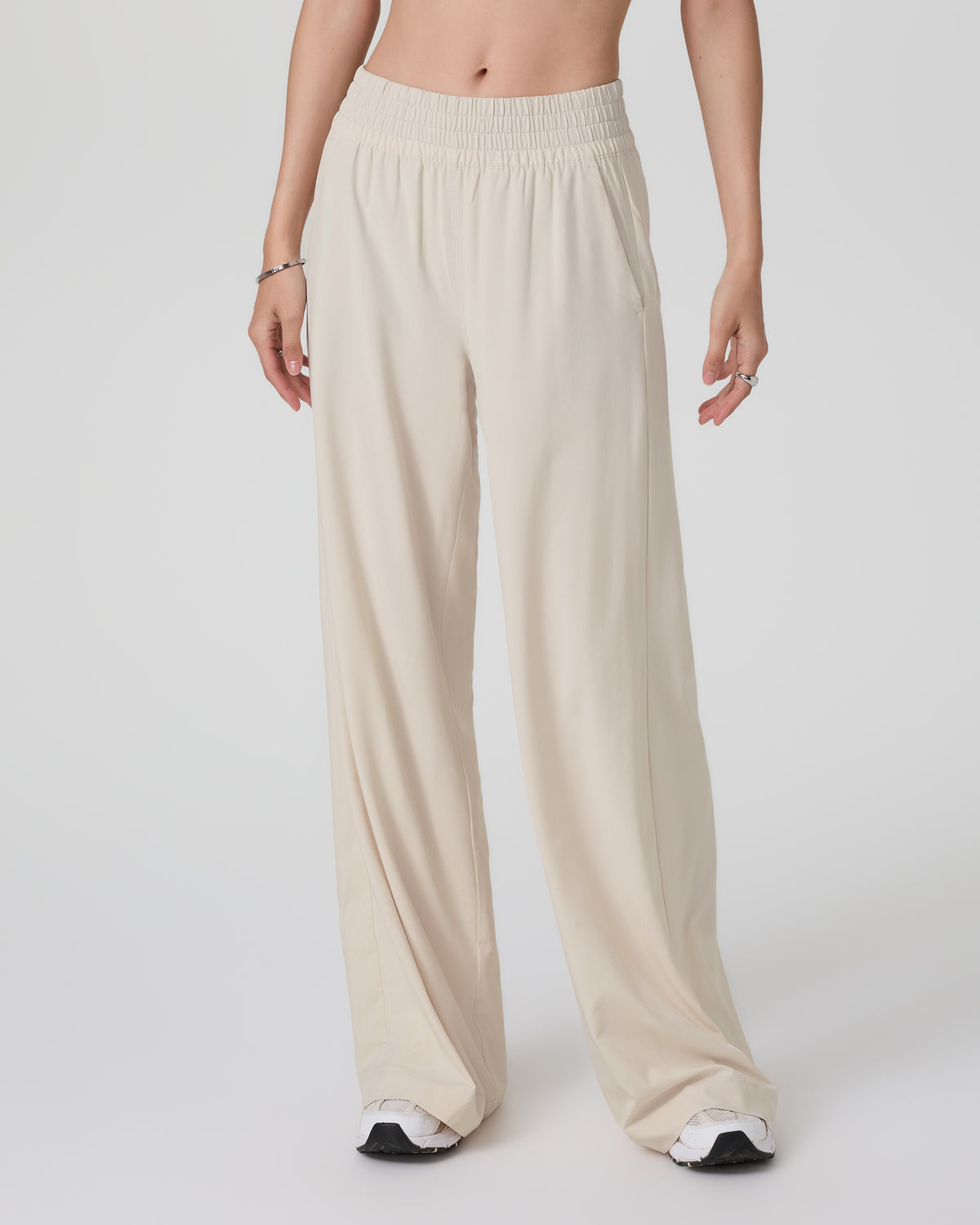 Women Vuori Villa Wideleg Pant - Long Women's Tall Milkweed Pants