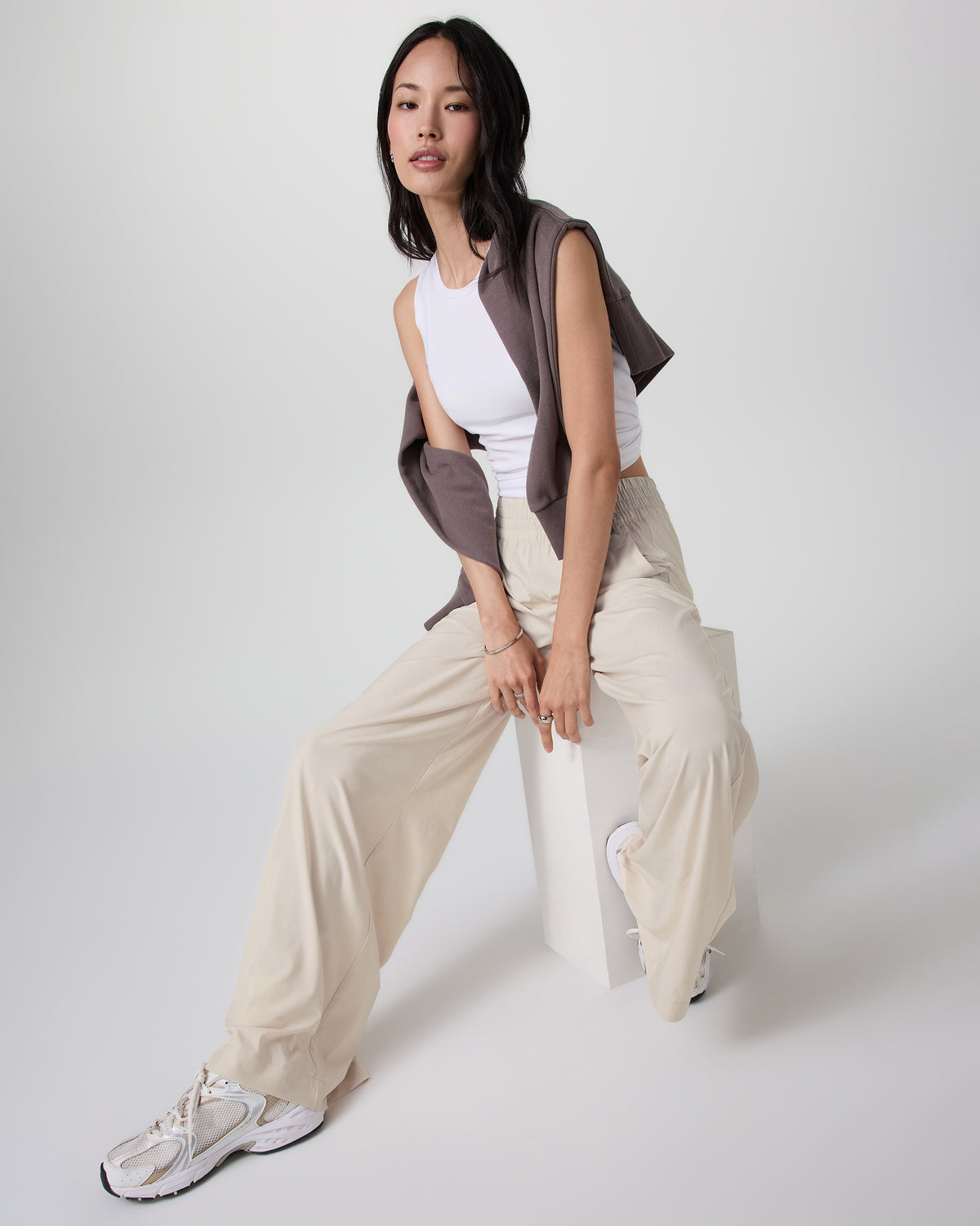 Women Vuori Villa Wideleg Pant - Long Women's Tall Milkweed Pants