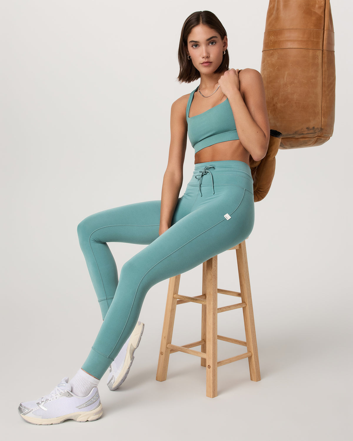 Women Vuori Women's Daily Form Legging Bluegrass