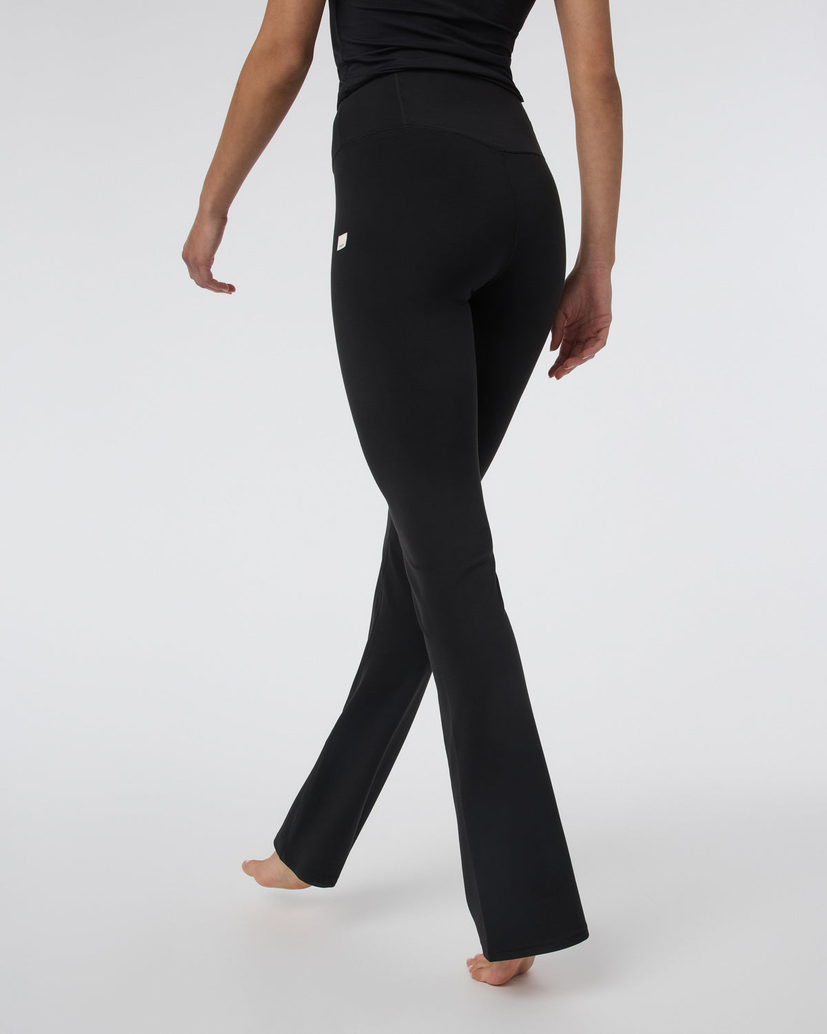 Women Vuori Vuori AllTheFeels™ Slim Flare - Short Black