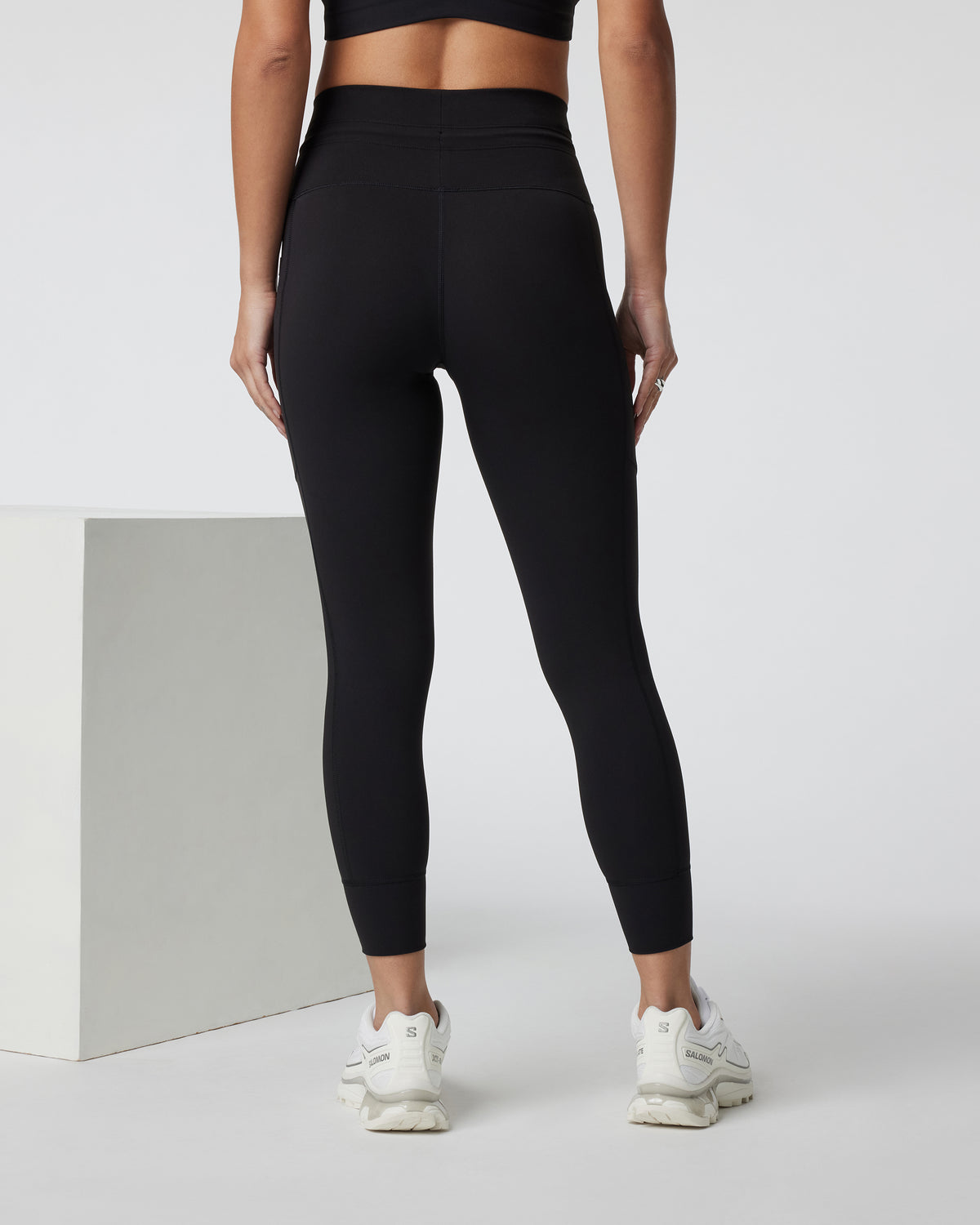 Women Vuori Daily Legging - Short Women's Black Short Leggings