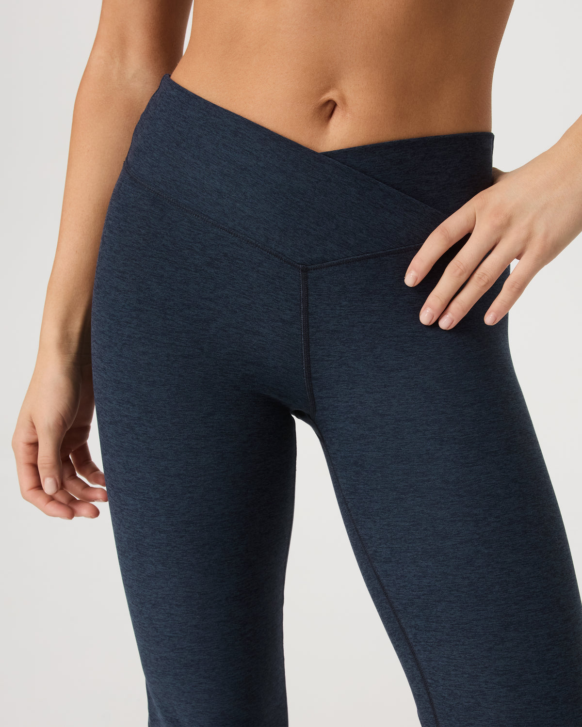 Women Vuori Elevation Rhythm Flare Midnight Heather