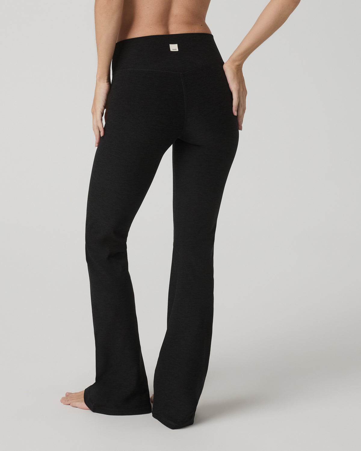 Women Vuori Elevation Rhythm Flare Black Heather