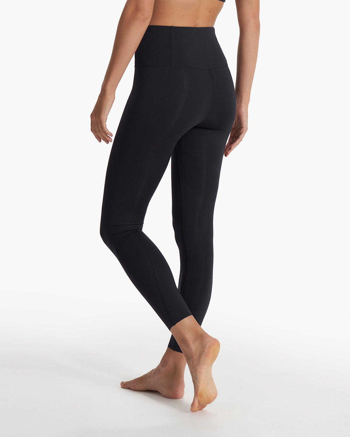 Women Vuori Evolve Legging Smooth Black 7/8 Leggings